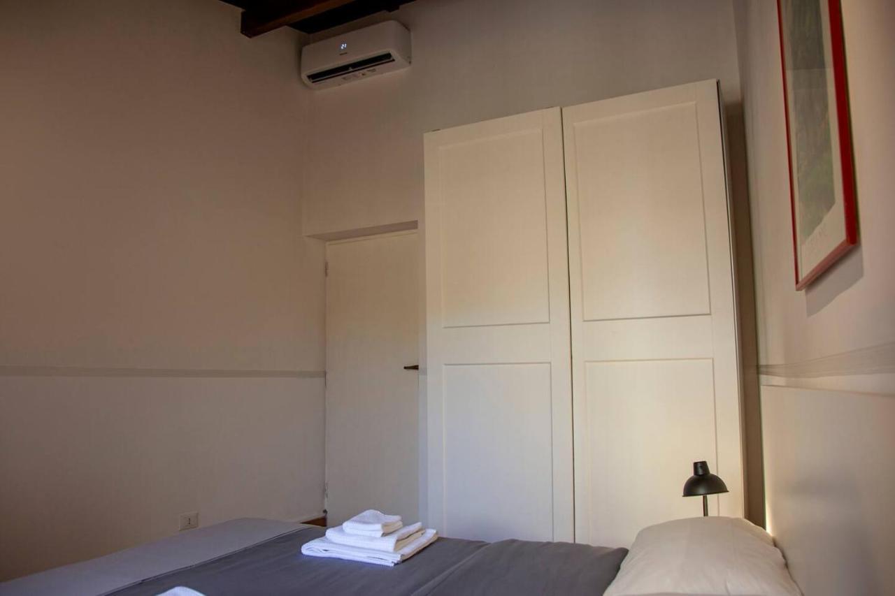 Casa Q163A Tuscolana Next To Metro Apartment โรม ภายนอก รูปภาพ