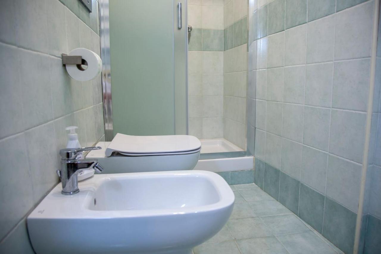 Casa Q163A Tuscolana Next To Metro Apartment โรม ภายนอก รูปภาพ