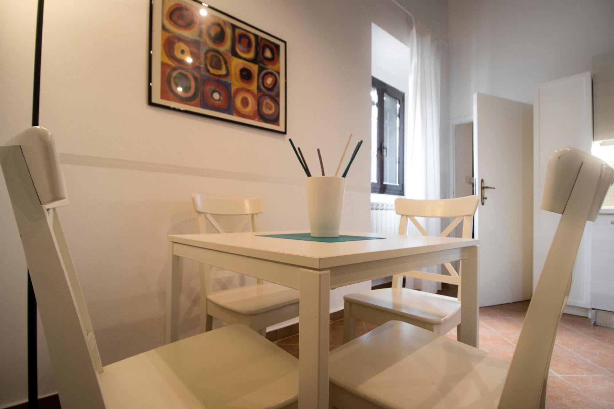 Casa Q163A Tuscolana Next To Metro Apartment โรม ภายนอก รูปภาพ